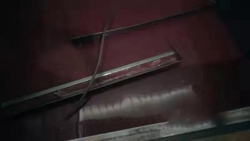 東莞龍背嶺驚現“紅水河”,一企業(yè)涉嫌偷排被立案調查